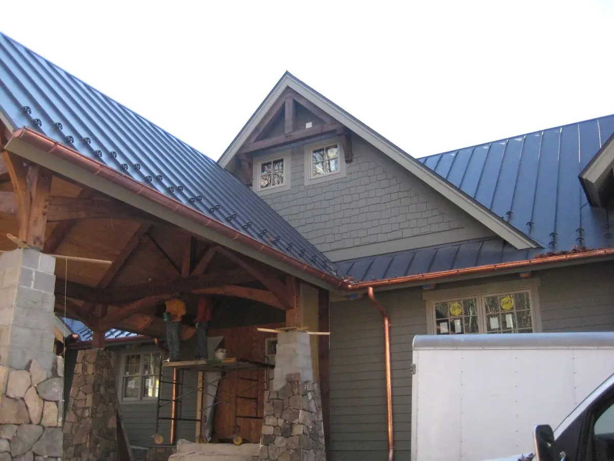 Craftsman Roofing team delivering quality roofing work in Espanola